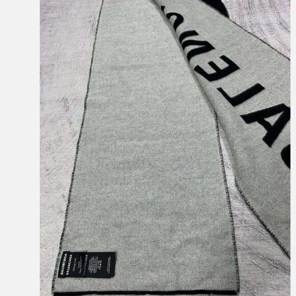 BALENCIAGA WOOL SCARF - Picture 5 of 15